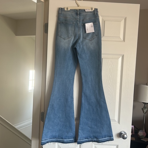 Vervet Brand high rise flared jeans in size 25 - Picture 4 of 4